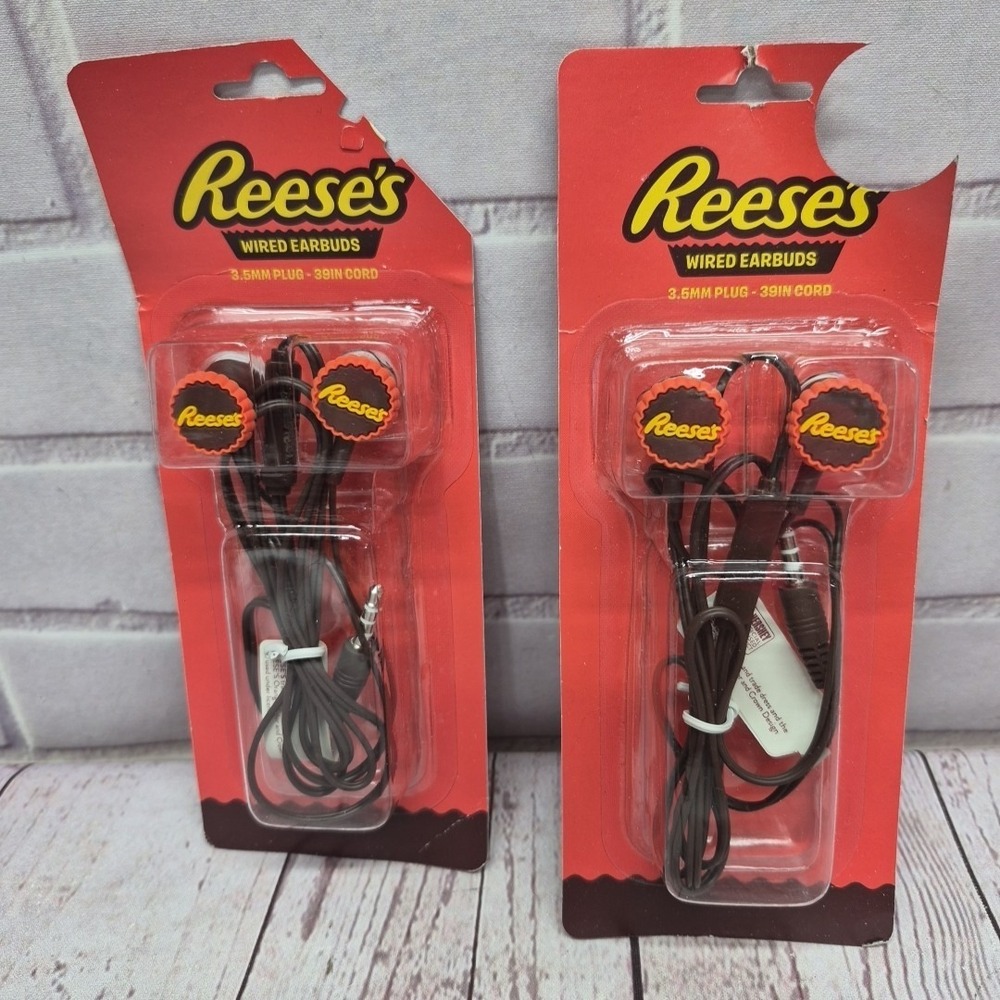 Reese's Chocolate 3.5mm Plug Wired Earbuds~Peanut Butter Cup ~ Lot Of 2~New